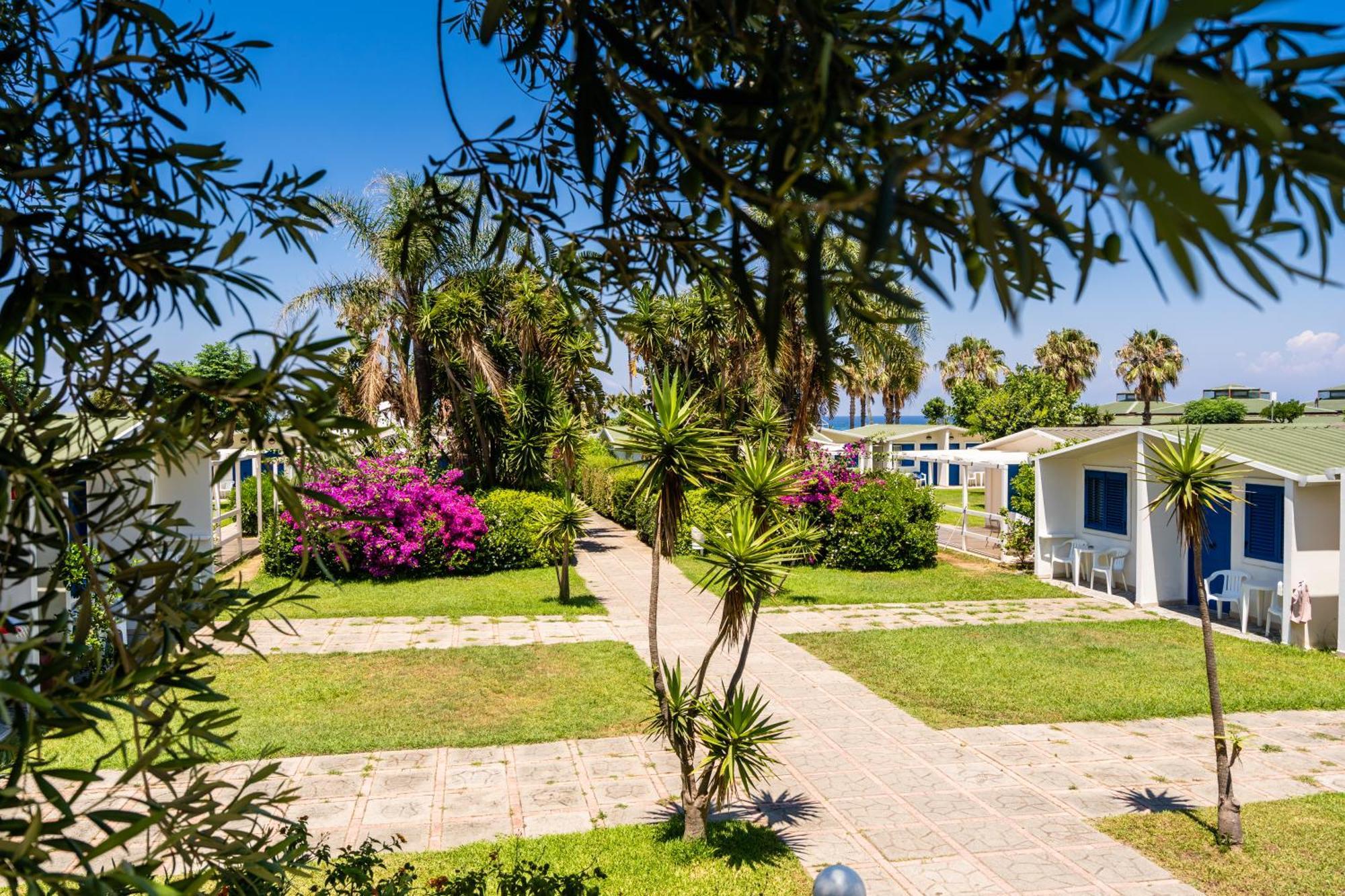 Le Dune Beach Club Μεσίνα Εξωτερικό φωτογραφία
